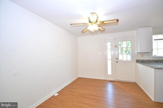 Building Photo - 9227 Redbridge Ct