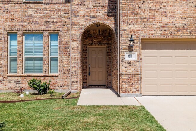 Foto del edificio - 336 Emerald Creek Dr