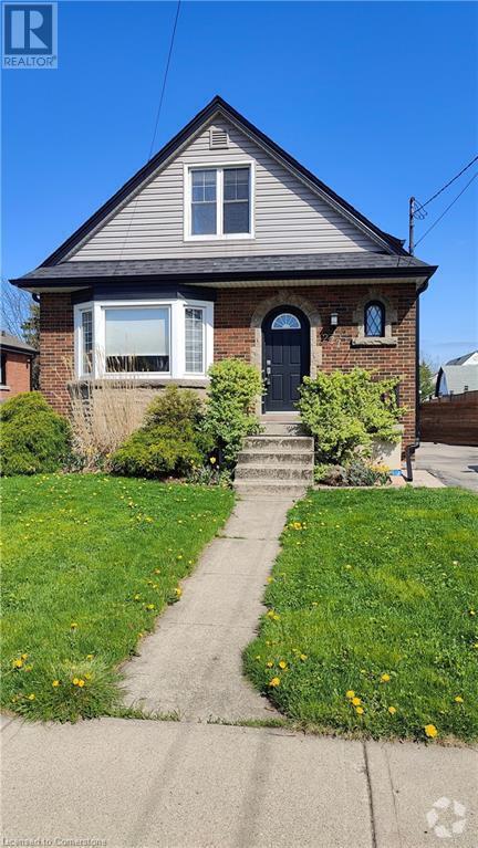 Building Photo - 277 E 18th St