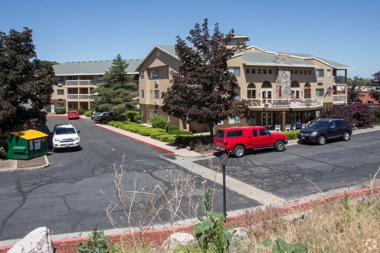 Harrison Regent Apartments in Ogden, UT
