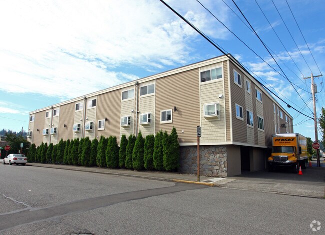 Building Photo - Townhouse Apartments