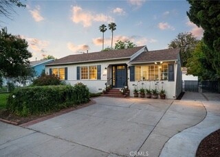 Foto del edificio - 6920 Shoshone Ave