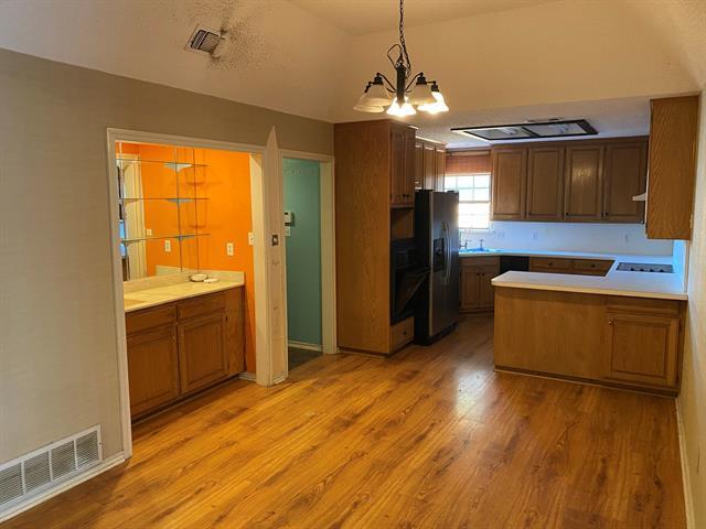 Foto del edificio - 8208 Willow Glen Ct