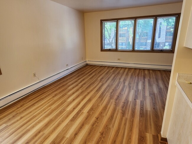 Foto del edificio - 10431 S Keating Ave