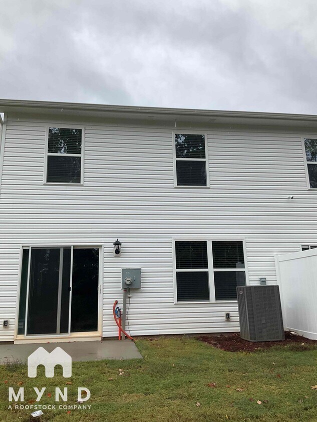 Foto del edificio - 2961 Penninger Cir