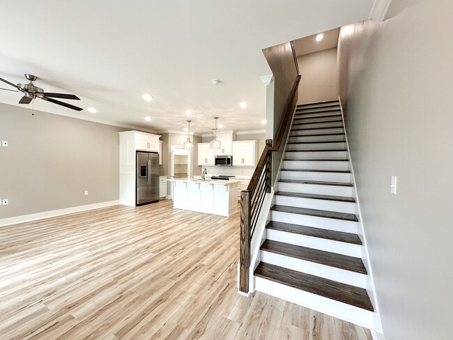 Foto del edificio - 225 Country Club Pkwy