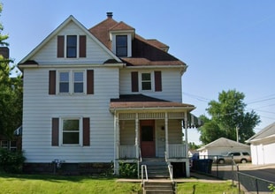 Building Photo - 1418 12th Ave