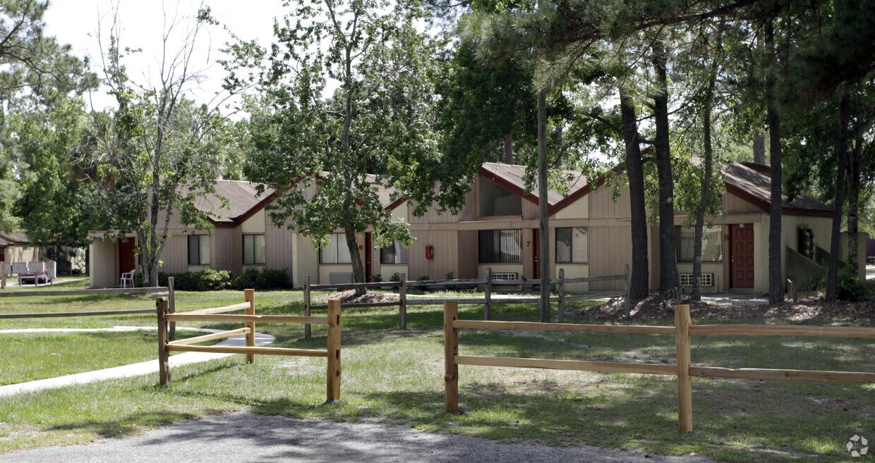 Villa Pines At Baymeadows Apartments Jacksonville Fl Apartments Com