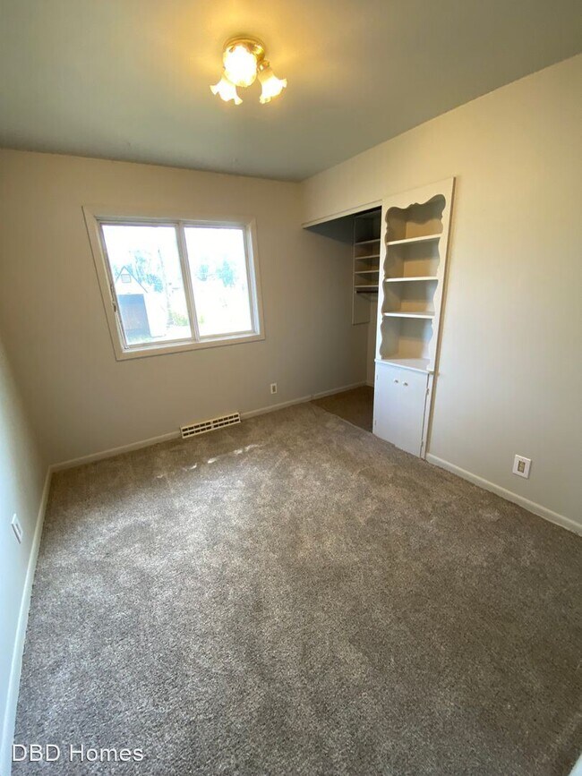 Building Photo - 3 br, 2 bath House - 3630 Dover Drive