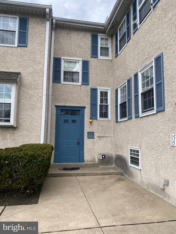 Primary Photo - 44 S Lansdowne Ave