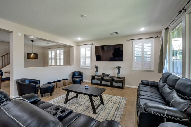 Building Photo - 7520 Fontera Ct