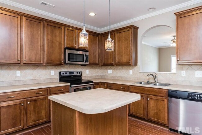 Photo - Room in Townhome on Keystone Park Dr