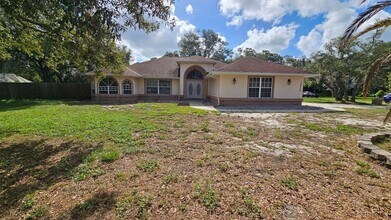 Building Photo - 18720 Oak Way Dr