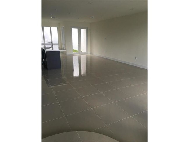 Foto del edificio - 10701 NW 58th St