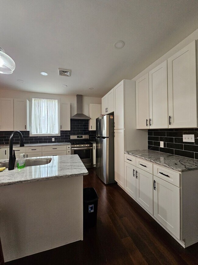 Foto del edificio - 629 Locust St