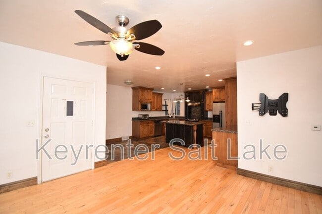 Building Photo - 2128 S 1900 E