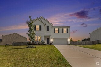 Building Photo - 715 McRoy St
