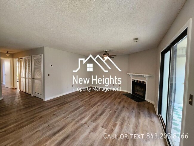 Building Photo - 2332 Treescape Dr