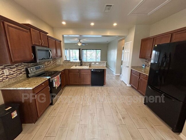 Building Photo - 25614 W St Kateri Dr