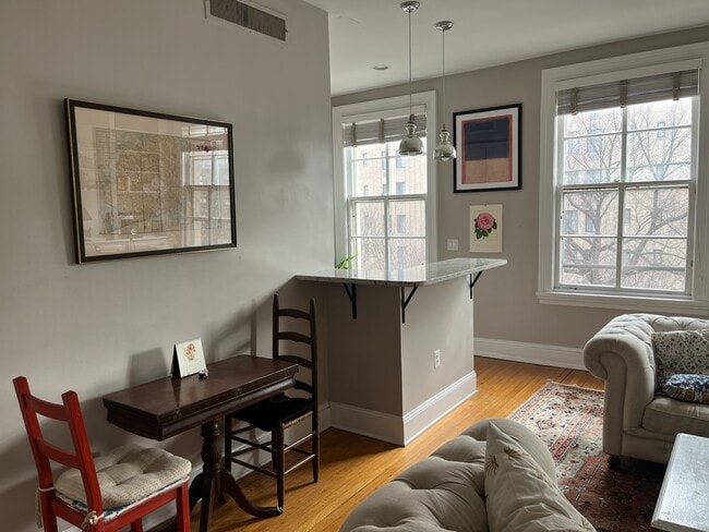 Living room - 1728 New Hampshire Ave NW