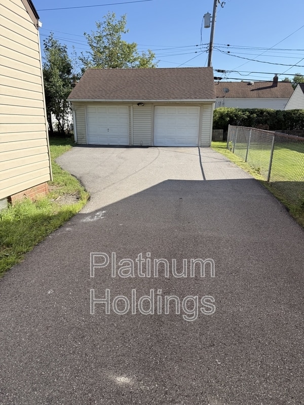 Building Photo - 23908 E Baintree Rd