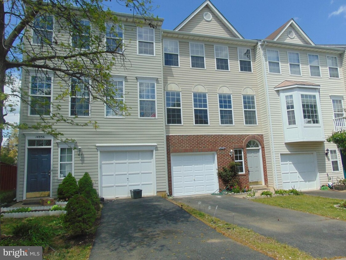 14854 Bolton Rd, Centreville, VA 20121 Townhome Rentals in