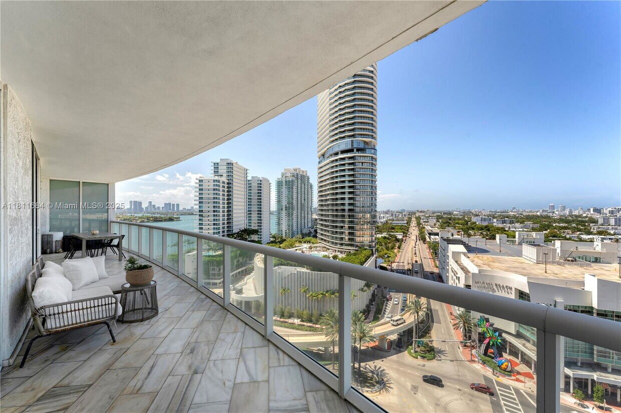 Foto principal - 450 Alton Rd