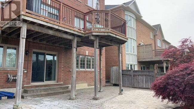 Building Photo - 122 Santa Amato Crescent