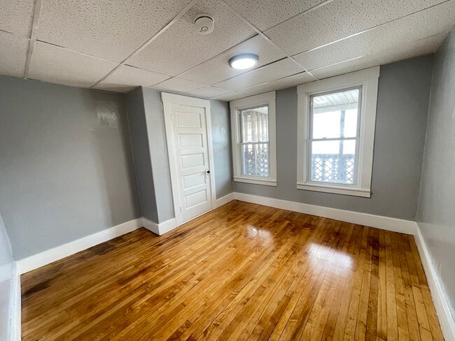 Building Photo - 12 Birch St