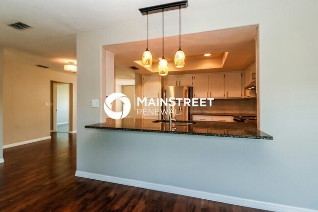 Building Photo - 3 Bedroom Pet-Friendly Home in New Port Richey, FL with Main Street Renewal