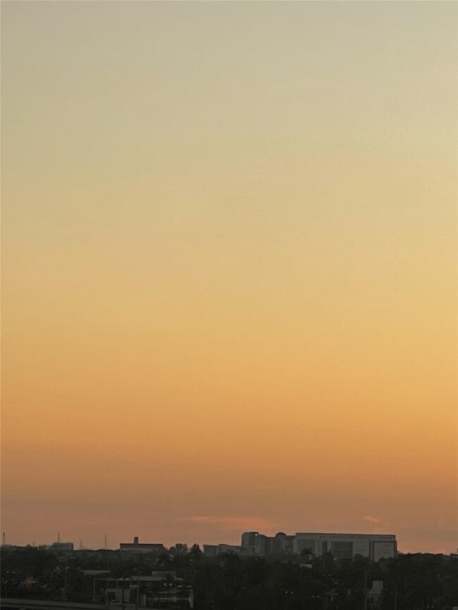 Building Photo - 153 Seabreeze Blvd