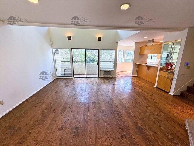 Building Photo - 2B/2B Townhouse in La Costa