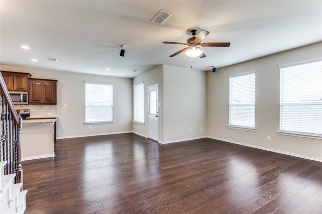 Building Photo - 1826 Creekwood Dr