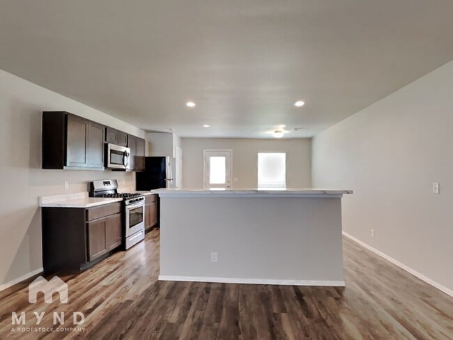 Building Photo - 3631 S 151st E Ave