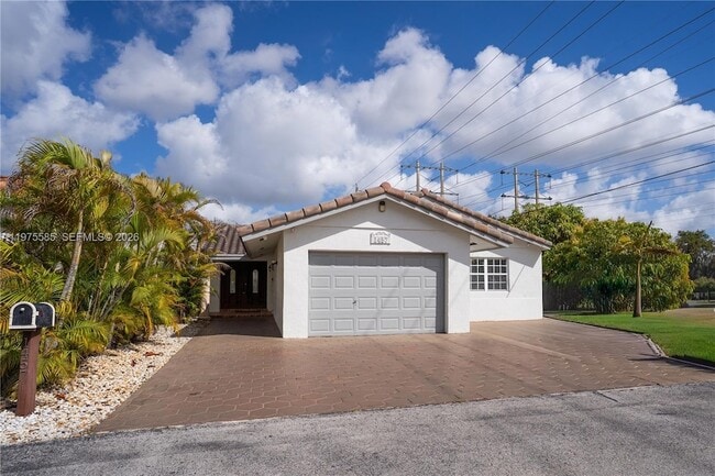 Photo - 1457 SW 136th Pl House