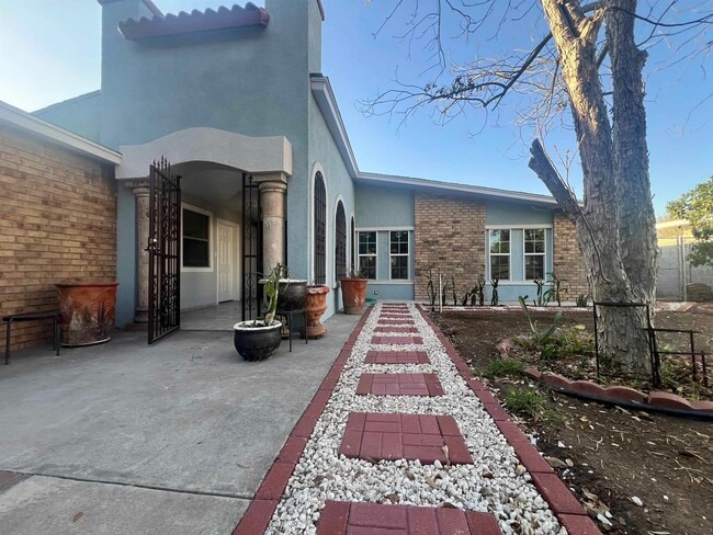 Building Photo - 312 Candlewood Rd