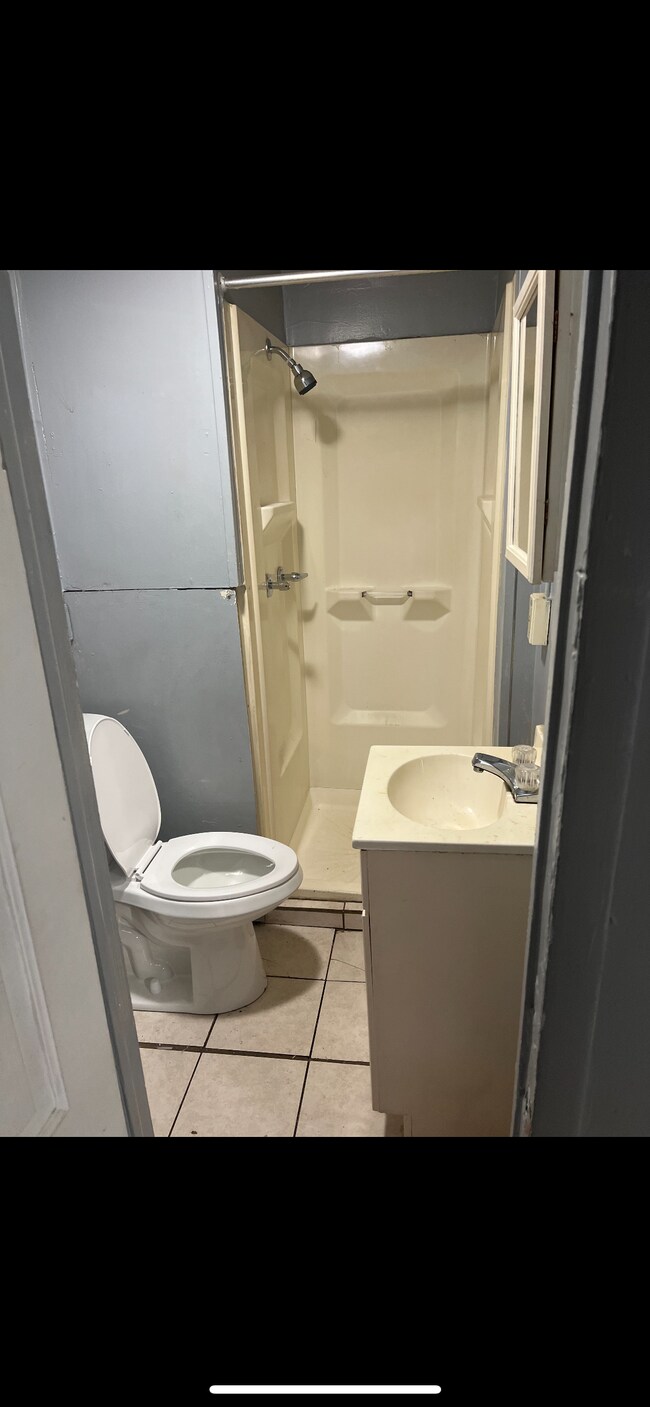 Foto del edificio - 3719 L St