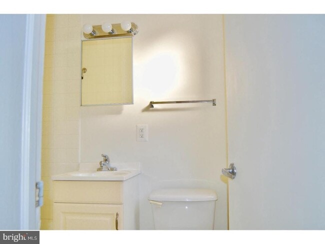 Foto del edificio - 332 S 17th St