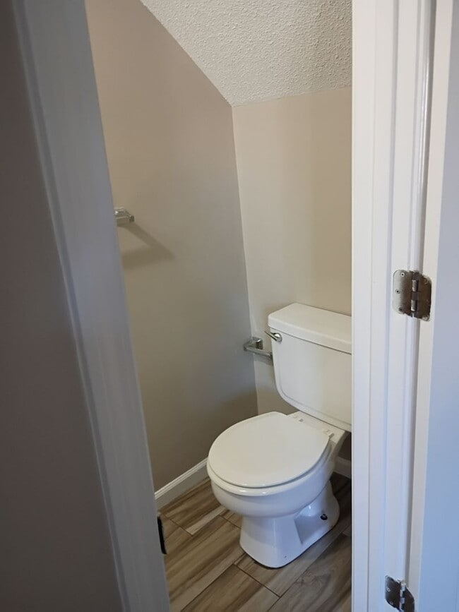 Foto del edificio - MOVE IN READY