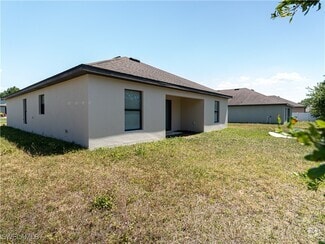 Building Photo - 4558 Barbuda Dr
