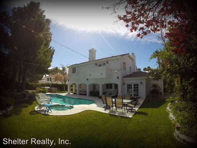 Building Photo - 4 br, 3.5 bath House - 2223 Versailles Ct