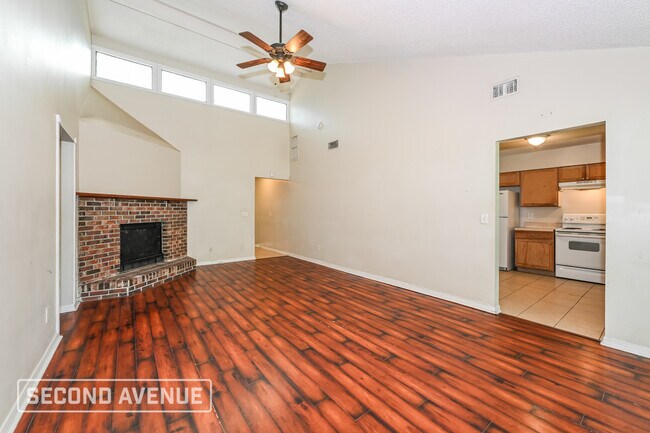 Foto del edificio - 1540 Lake Shore Blvd