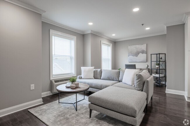 Interior Photo - Legion Manor