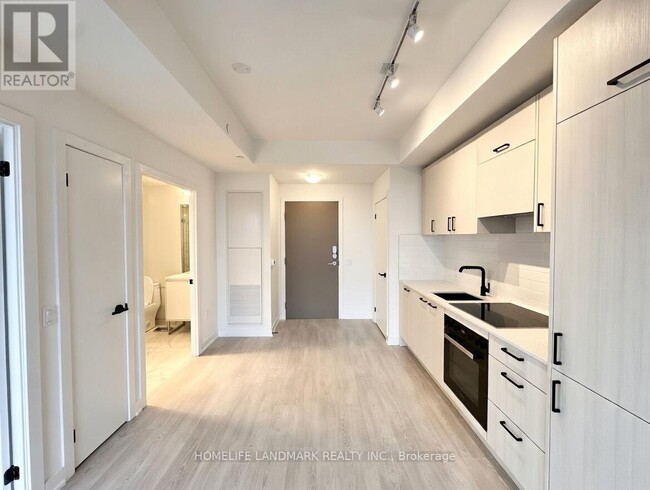 Building Photo - 5 Quarrington Ln