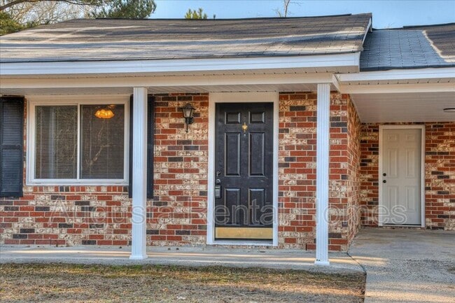 Building Photo - 2808 Nighthawk Drive
