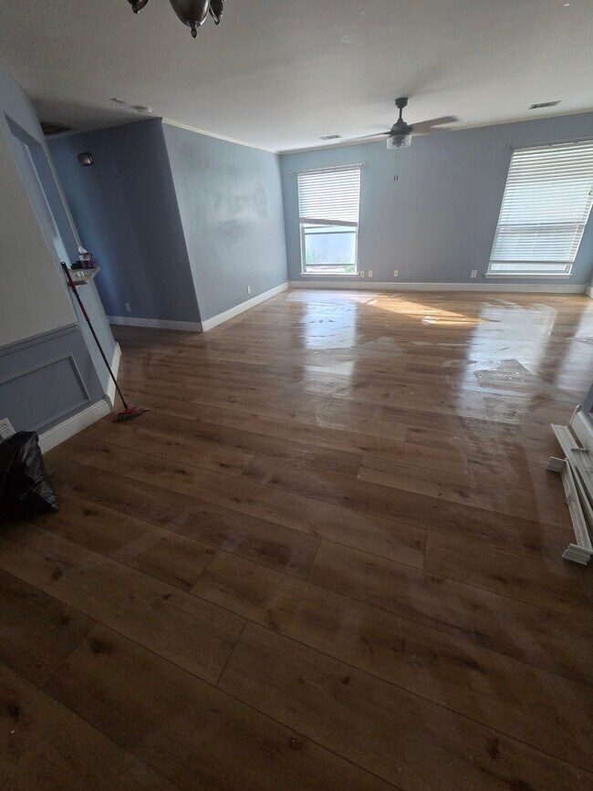 Foto del edificio - 8826 Fernbrook