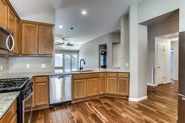 Foto del edificio - 1314 Brighton Bend Ln