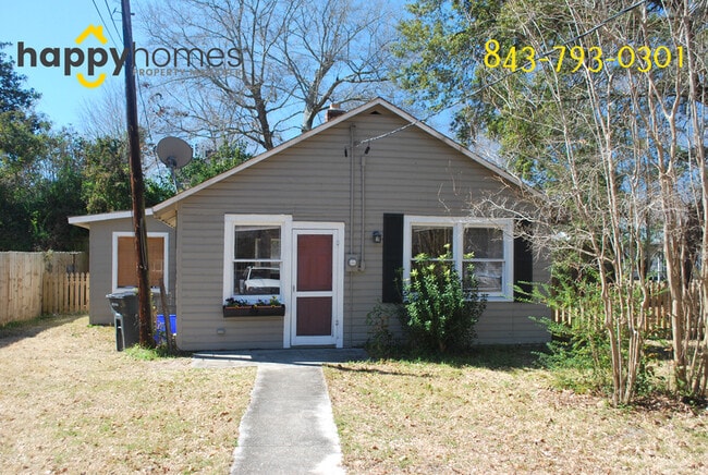 Building Photo - 31 Oak Forest Dr