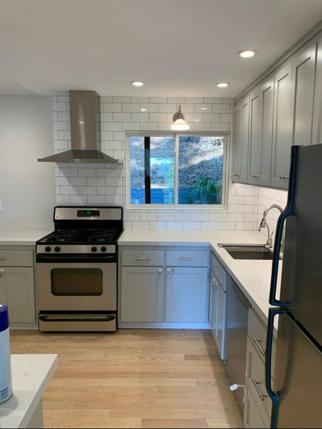 Kitchen - 2 Eden Ln