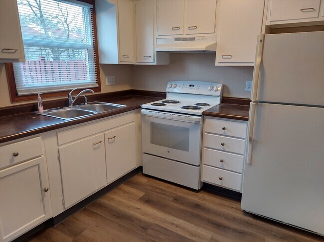 Foto del edificio - 4556 Apple Orchard Ln